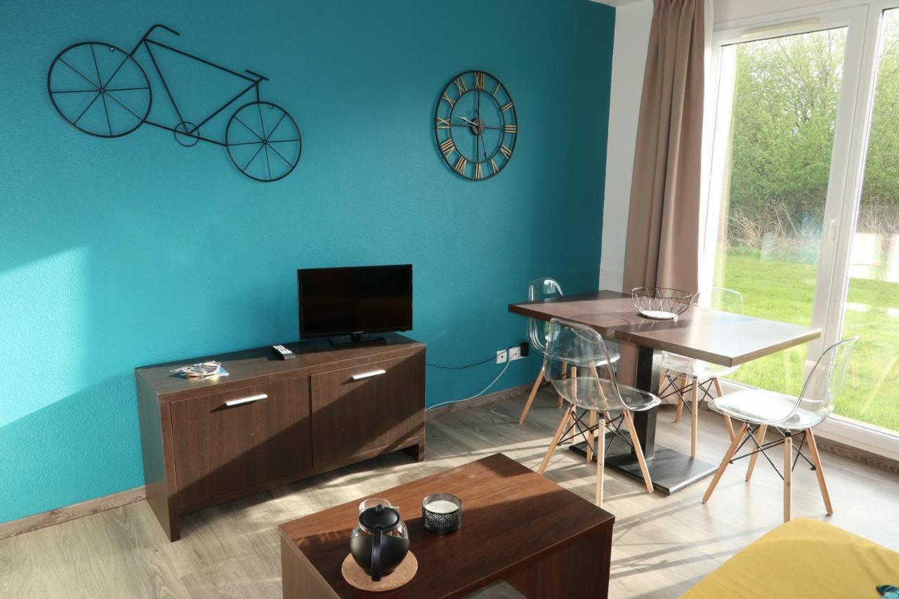 Charmant 2 Pieces Proche D Honfleur, Piscine En Saison, Parking Gratuit, Wifi Équemauville Extérieur photo