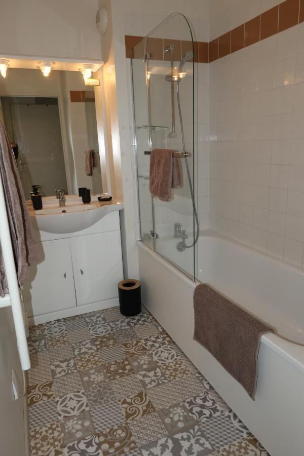 Charmant 2 Pieces Proche D Honfleur, Piscine En Saison, Parking Gratuit, Wifi Équemauville Extérieur photo